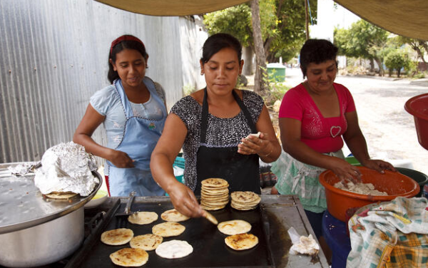 15 Rules for Eating Pupusas in El Salvador – Pupusas.com